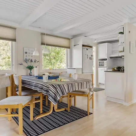 3 Bedroom Stunning In 度假居 博恩瑟